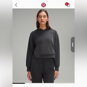 Lululemon soft stream hoodie🌚